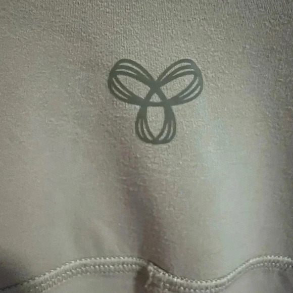 Small Aritzia Tna High Rise Leggings- Light Green - Picture 5 of 5